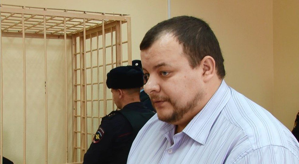 В ночь после стрельбы у «Ангара» Лебедов сбежал из Омска в Екатеринбург на такси – свидетель В ночь после стрельбы у «Ангара» Лебедов сбежал из Омска в Екатеринбург на такси – свидетель