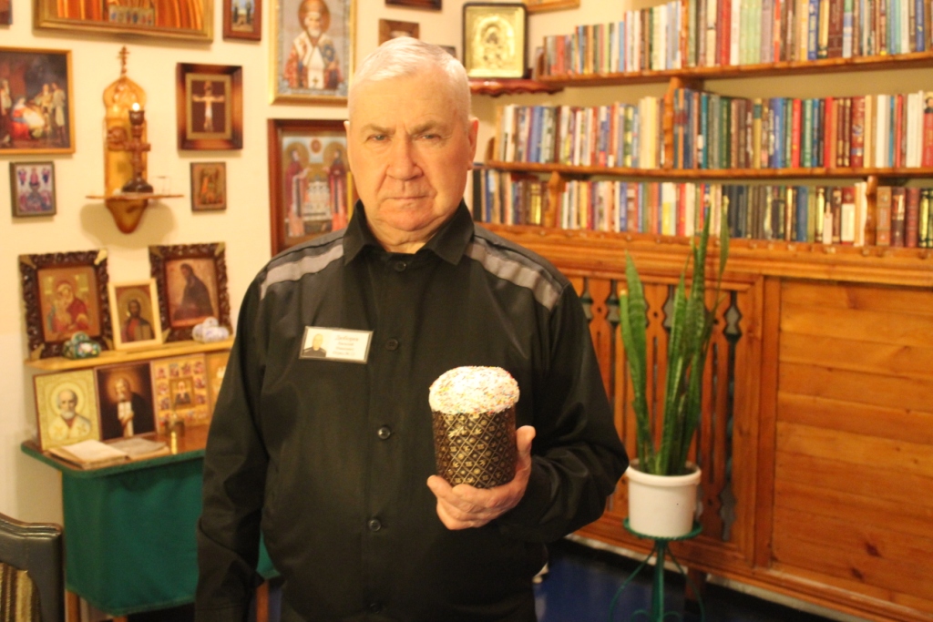 Пасха в колонии