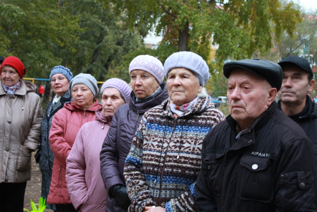 Жители говорят. Чайковского 70 жители против управляющей компании.