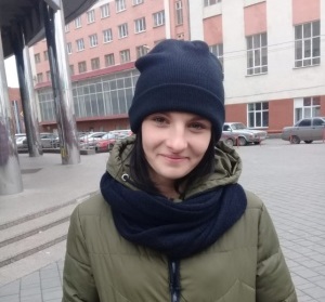 В омских Нефтяниках вновь пропала 15-летняя девушка В омских Нефтяниках вновь пропала 15-летняя девушка