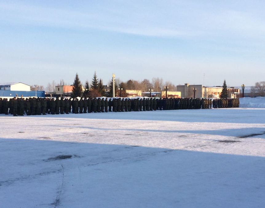 Военнослужащих 242 учебного центра ВДВ наградили медалями Манякина Военнослужащих 242 учебного центра ВДВ наградили медалями Манякина