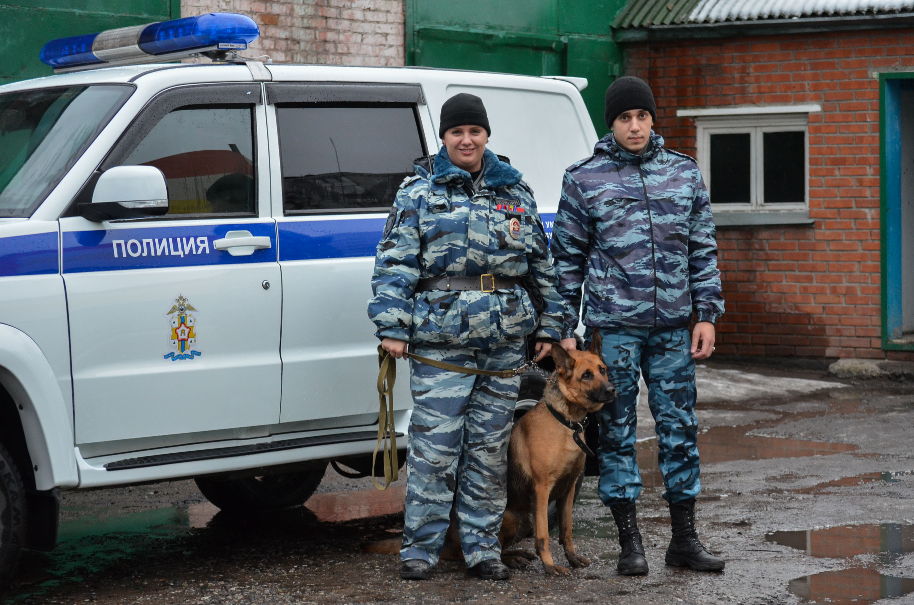 Полиция омск. Милиция Омск. Номер милиции в Омске. Полиция в Омске картинки. Речная полиция Омск.