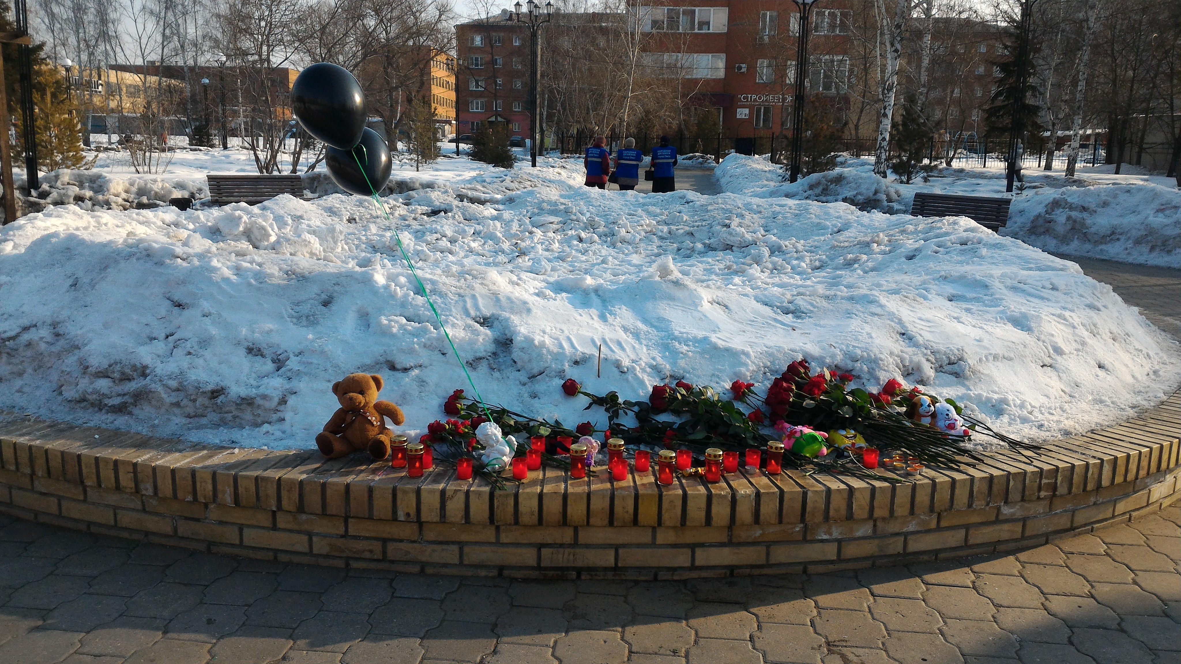 Мемориал в память погибших в Кемерово