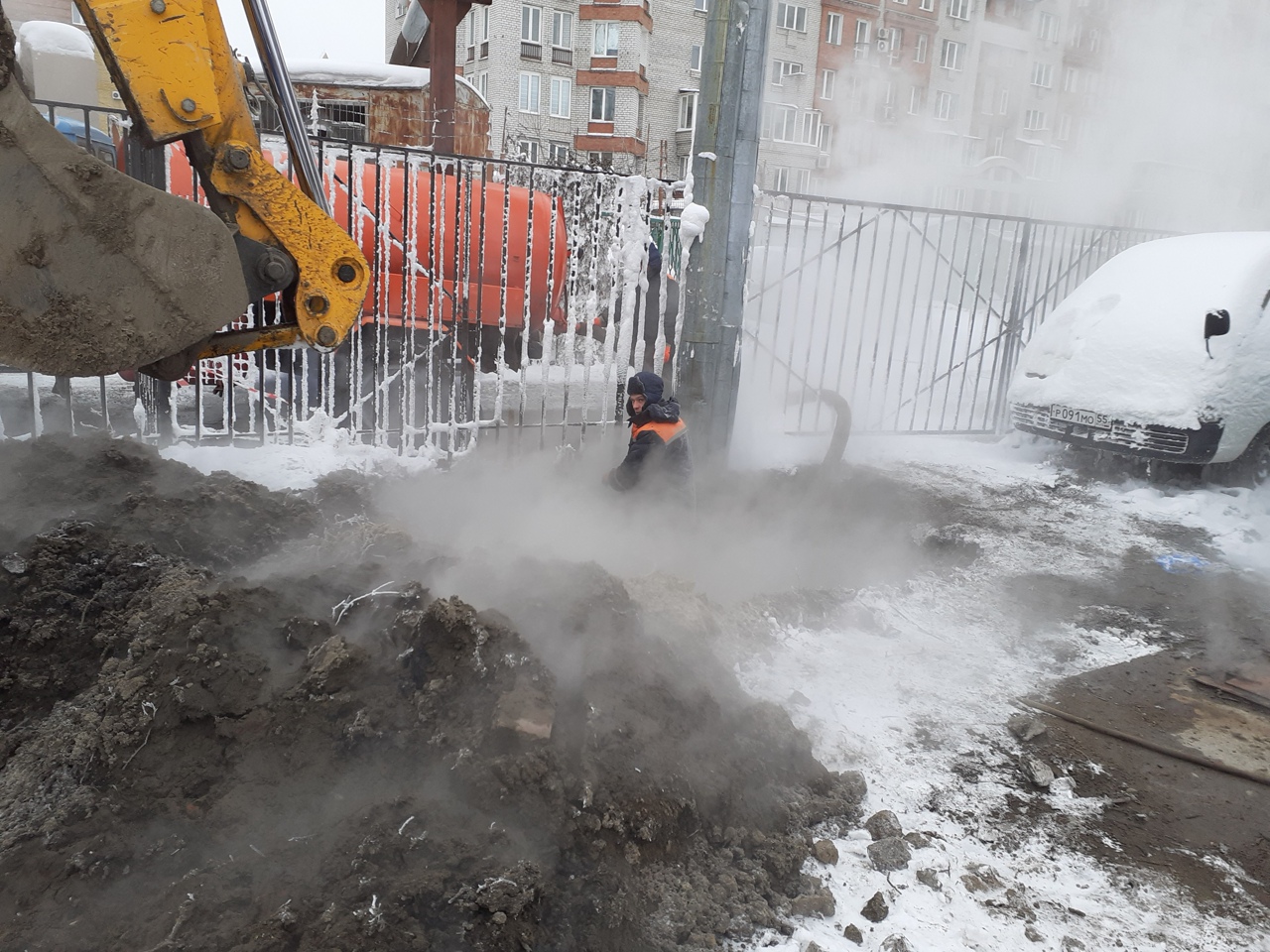 В Омске с возобновлением морозов дома на улице Масленникова остались без  тепла — СуперОмск