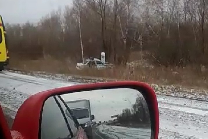 В омской ГИБДД заявили, что попавший в ДТП спецавтомобиль ехал с проблесковыми маячками и звуковым сигналом В омской ГИБДД заявили, что попавший в ДТП спецавтомобиль ехал с проблесковыми маячками и звуковым сигналом