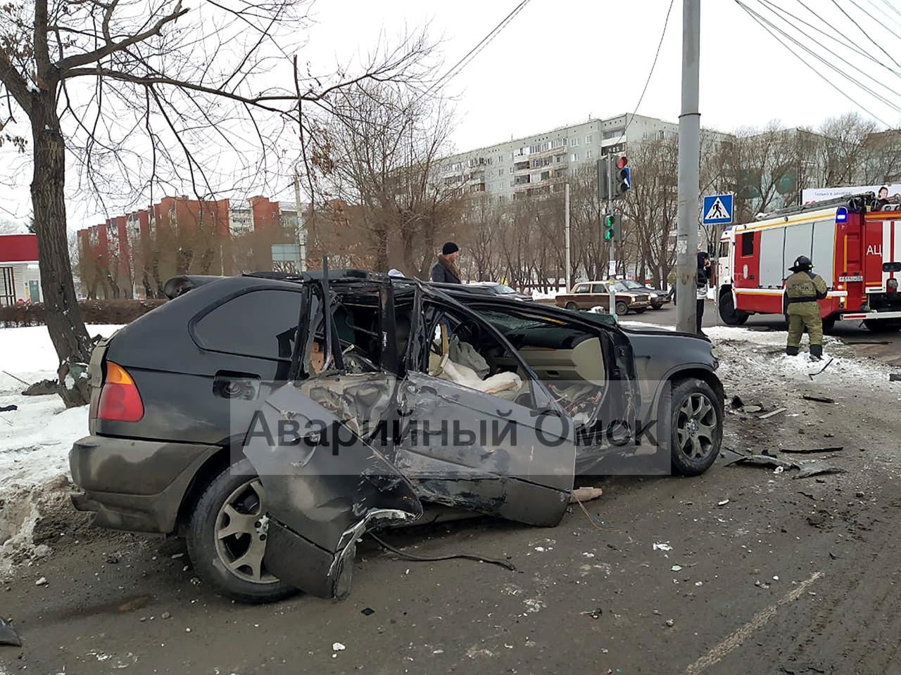 В Омске таксист превратил в хлам дорогой внедорожник — СуперОмск