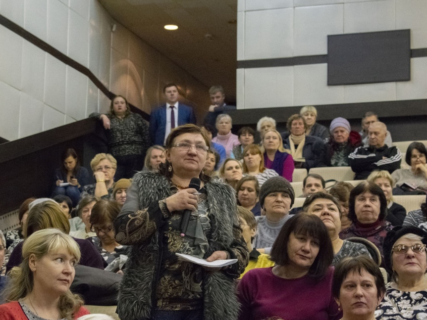 Эксперты по ЖКХ рассказали жителям Кировского округа о грядущей мусорной реформе Эксперты по ЖКХ рассказали жителям Кировского округа о грядущей мусорной реформе