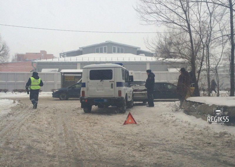 ГИБДД: за два утренних часа в Омске произошло 14 аварий ГИБДД: за два утренних часа в Омске произошло 14 аварий