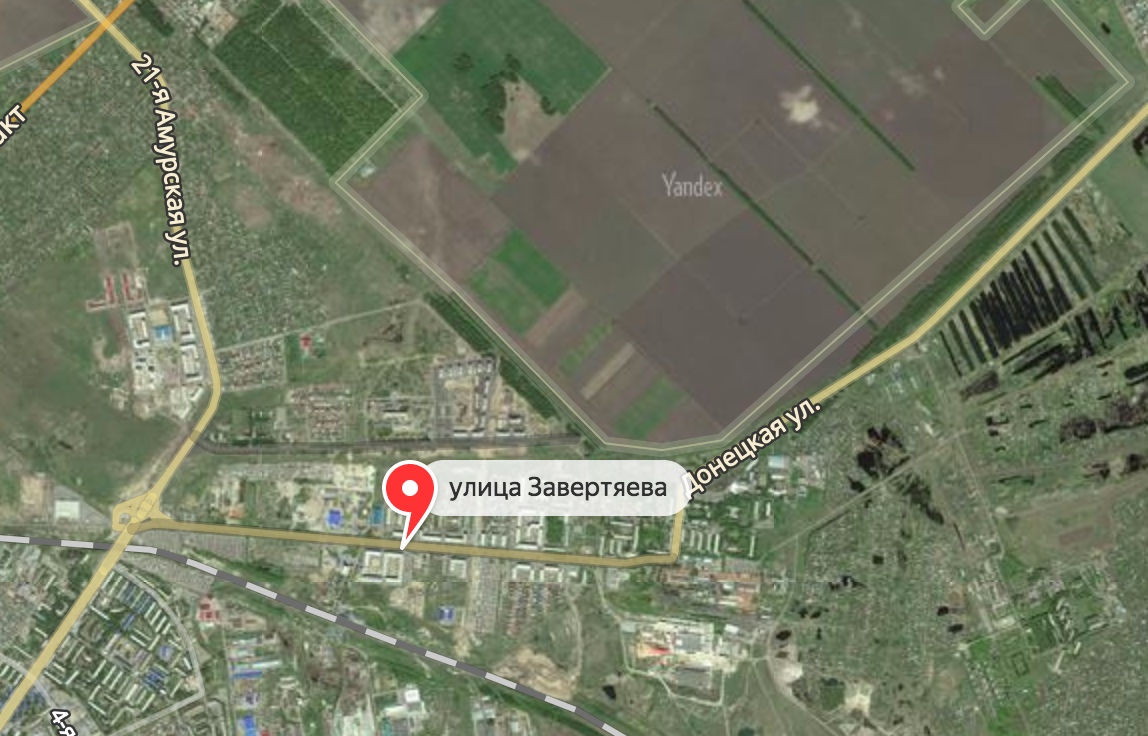 Ветер пронес шестерых парашютистов над Омском Ветер пронес шестерых парашютистов над Омском