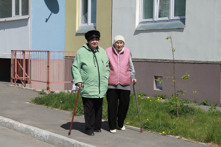 «Оплот» начал борьбу с управляющей компанией, которая оставила сотни жильцов без лифта
