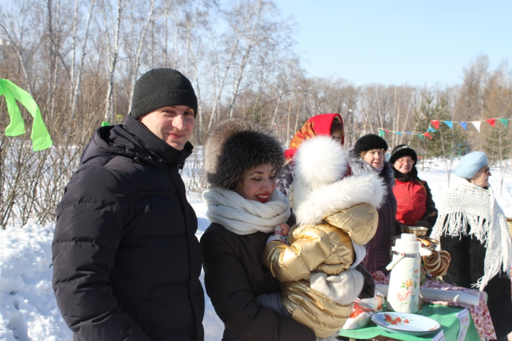 Сжигание масленицы омск. Масленица Тверь 2019. Скоморохи на Масленицу. Масленица в Омске.