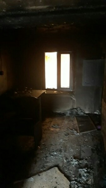 В Омской области семья осталась без имущества после страшного пожара В Омской области семья осталась без имущества после страшного пожара