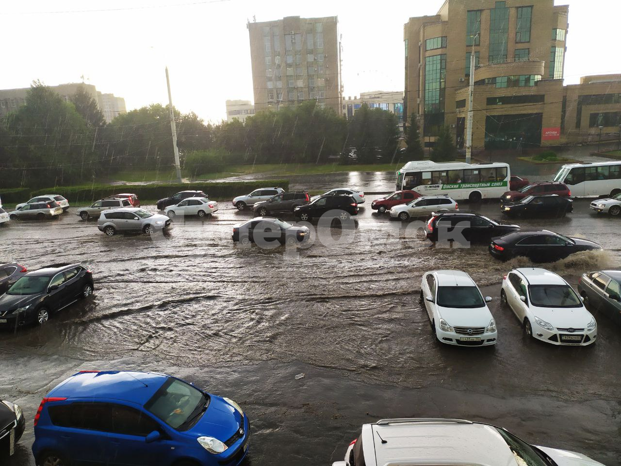 25 июля 2023 год. Потоп в Омске 2023. Сильный дождь. Ливень. Потоп в Коломне.
