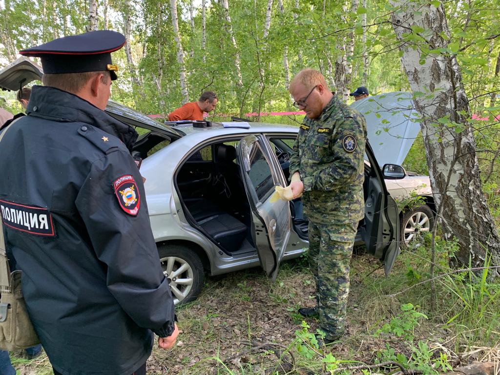 Следствие: Олег Меркушин, которого винят в кровавой расправе над женой и  дочерью, мог заранее готовиться к убийству — СуперОмск