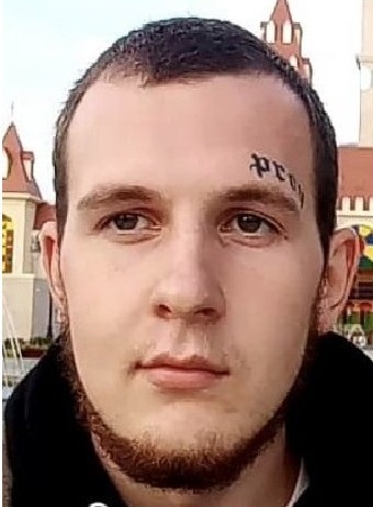 В Омской области ищут молодого парня с татуировкой на лице, пропавшего еще 3 августа