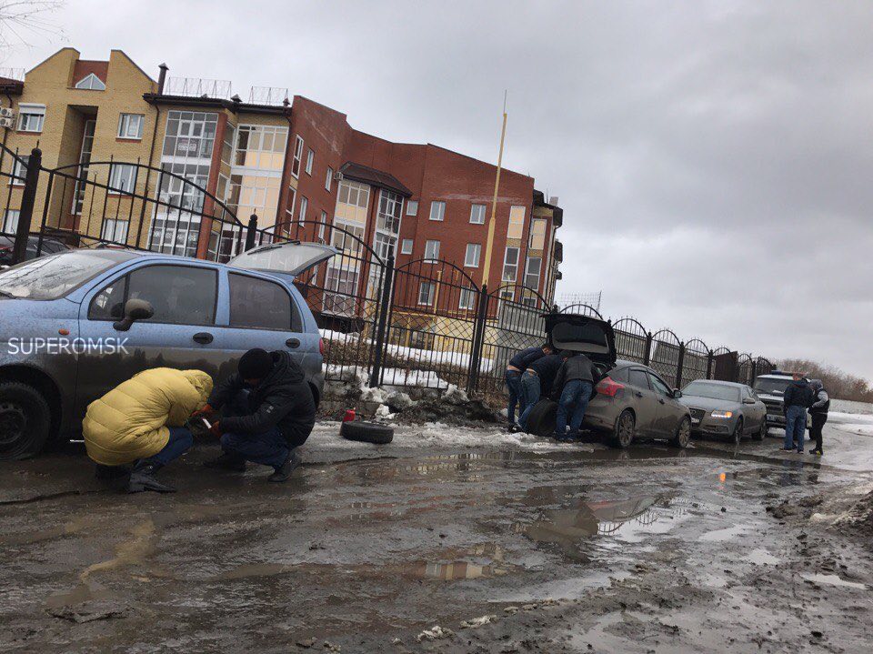 Авто омск область. Омск обычный. Шины на объездной Омск. 2 Кольцевая 17 Омск.