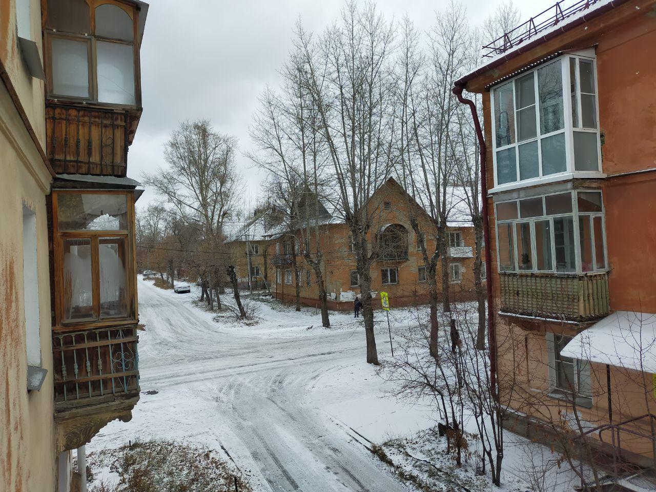 В Омске выпал первый снег В Омске выпал первый снег