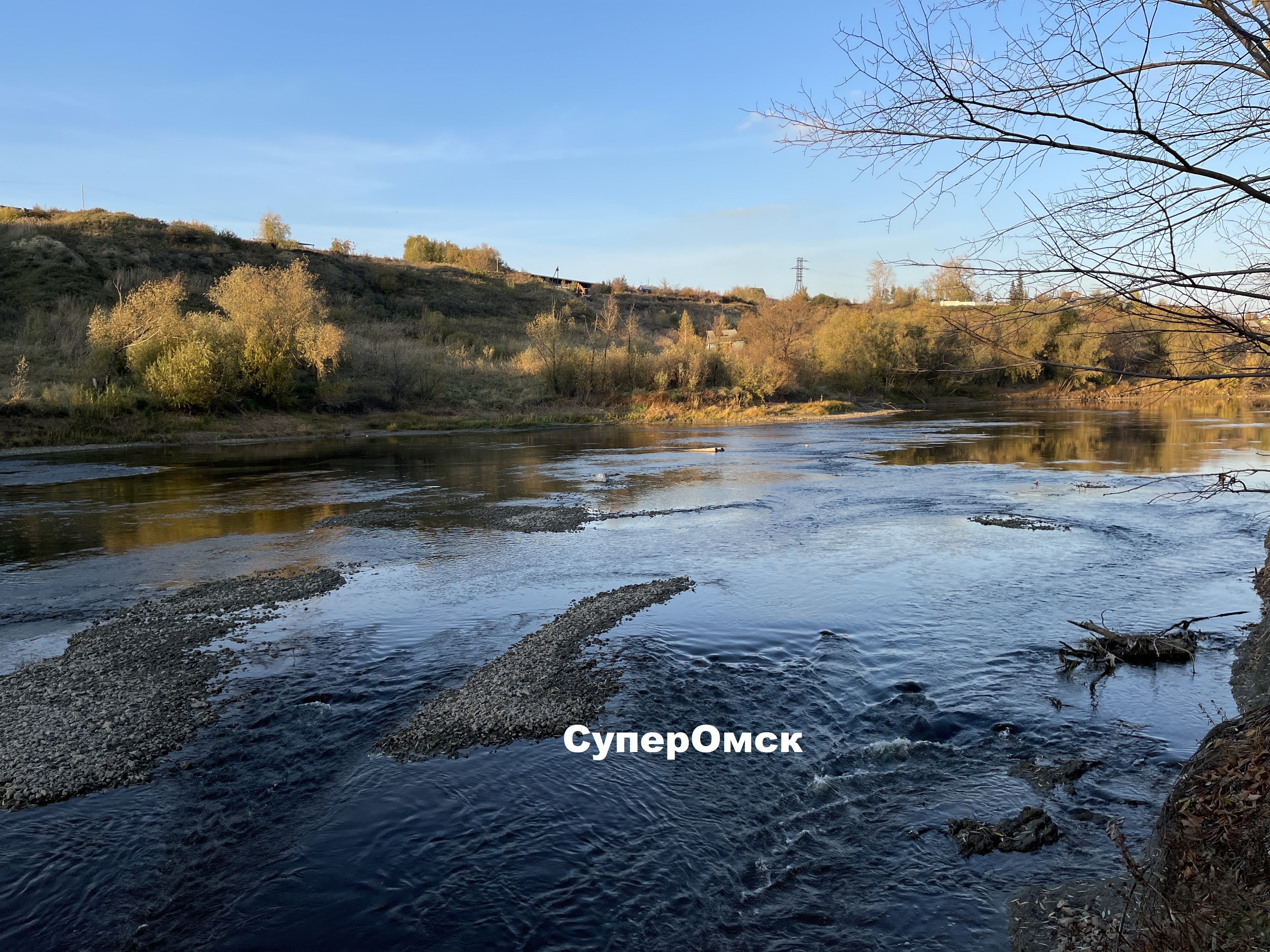 Река в омске. Реки Омской области. Днепр река мелеет. Фото обмеление рек. Межень.